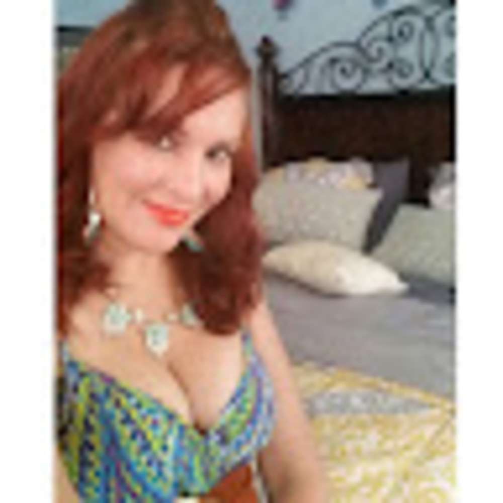 Meet your Posher, Iris